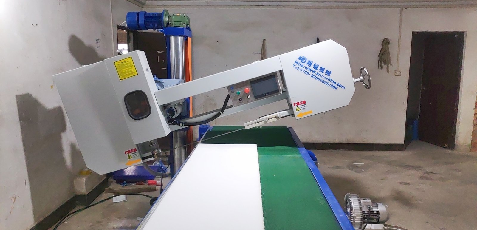 mattress compression machin