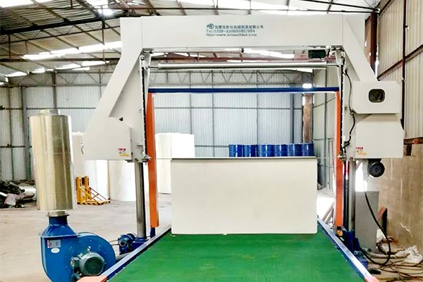 Mesh-belt Foam Cutting Machine