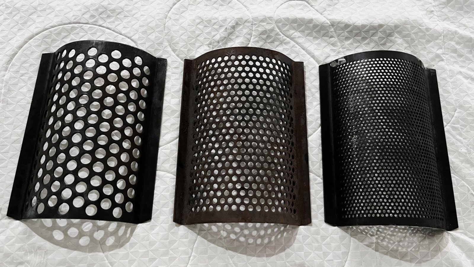 أحجام مختلفة من الشاشات