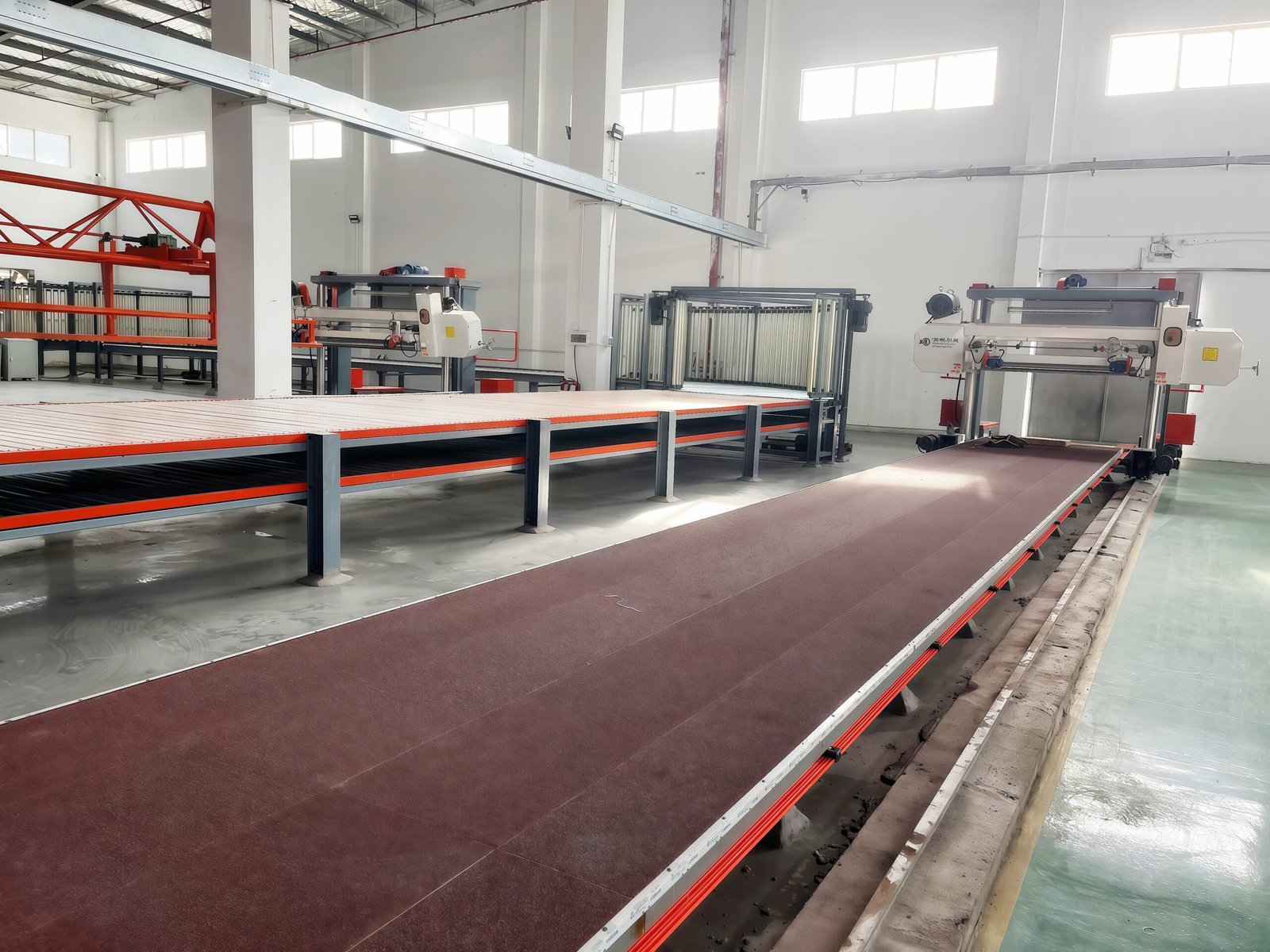 horizontal foam cutting machine